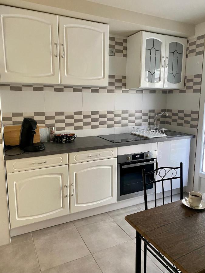 Maison Face A La Cite Каркассон Экстерьер фото